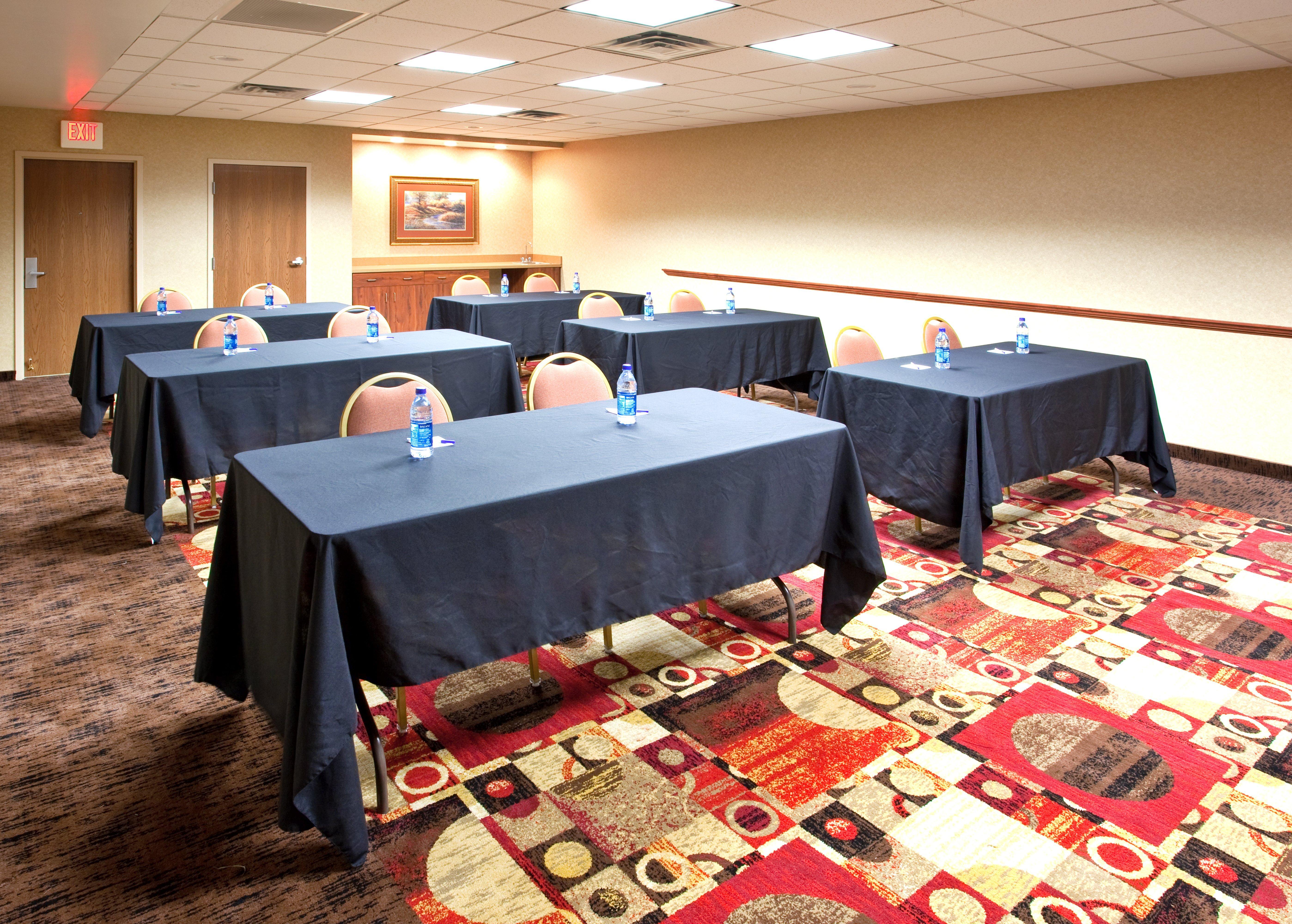 Holiday Inn Express Hotel & Suites Bowling Green By Ihg Exterior foto