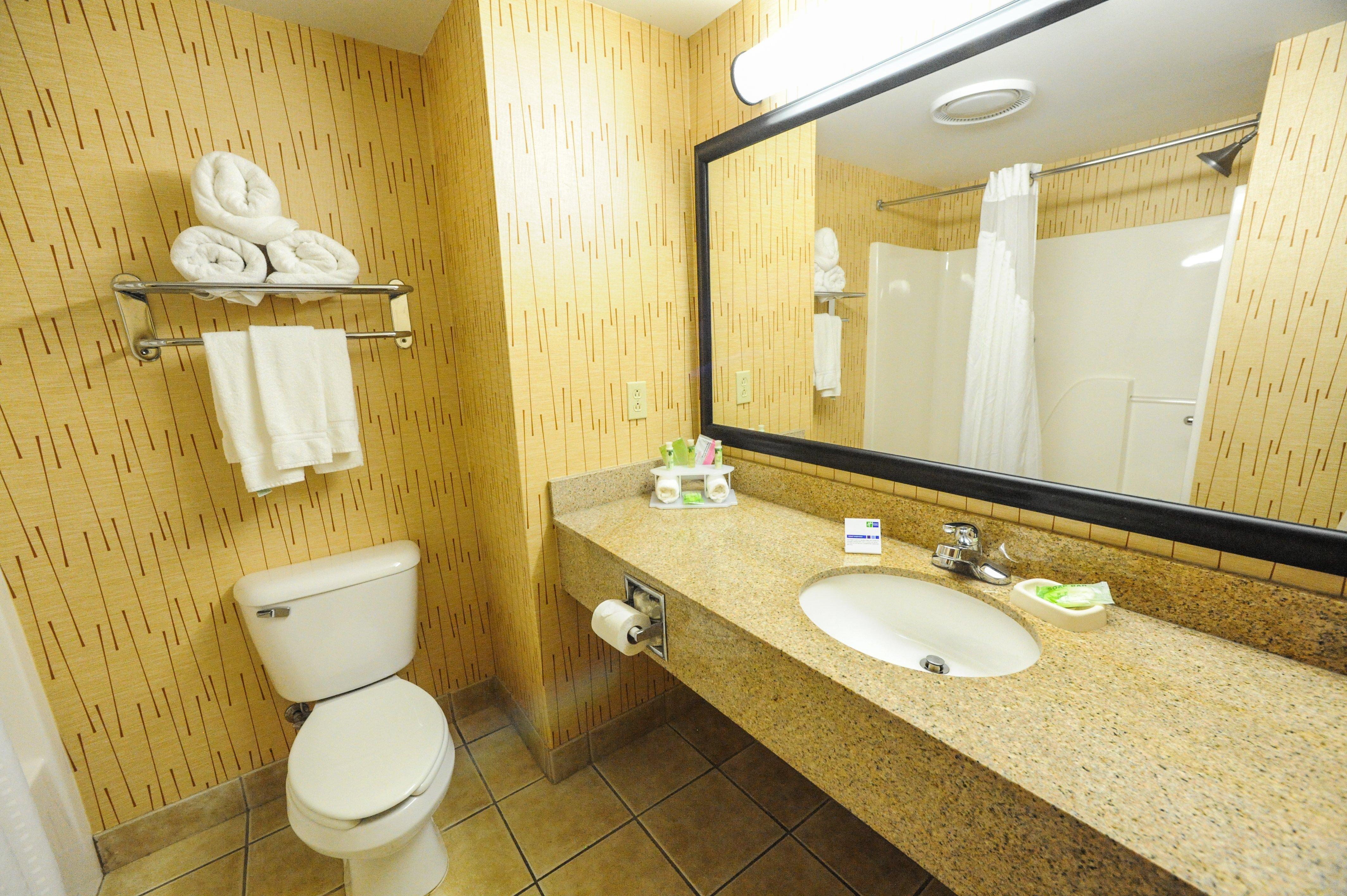 Holiday Inn Express Hotel & Suites Bowling Green By Ihg Exterior foto