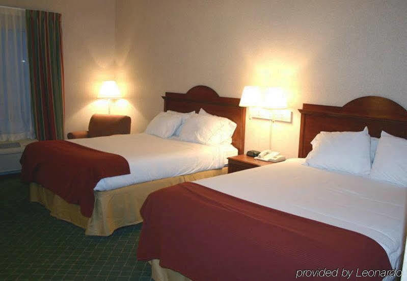 Holiday Inn Express Hotel & Suites Bowling Green By Ihg Exterior foto