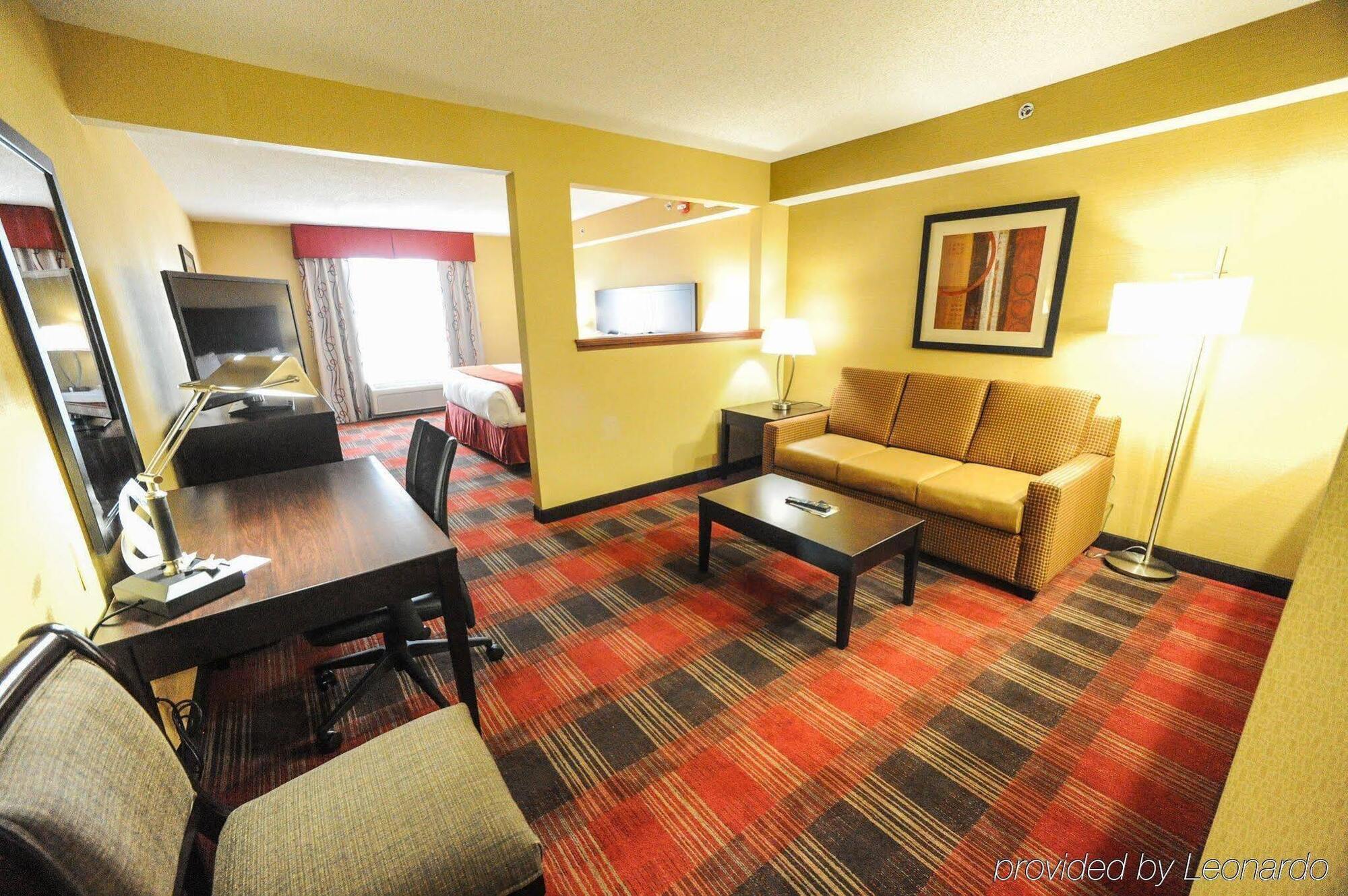 Holiday Inn Express Hotel & Suites Bowling Green By Ihg Exterior foto